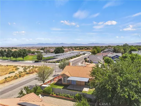 View/Area - 1645 E Kettering, Lancaster, CA 93535 photo 1 of 7