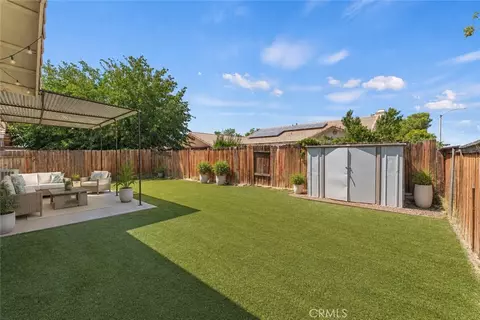 Exterior - 1645 E Kettering, Lancaster, CA 93535 photo 12 of 12
