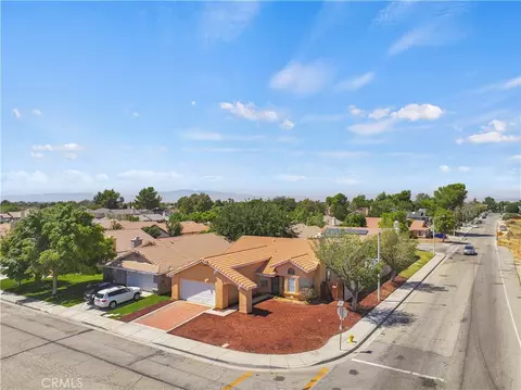 View/Area - 1645 E Kettering, Lancaster, CA 93535 photo 3 of 7