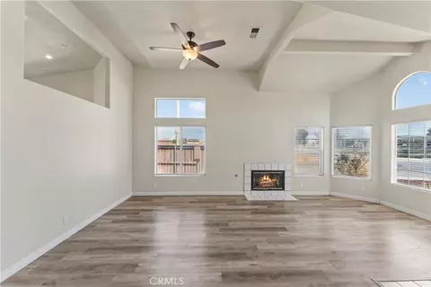 Living - 1645 E Kettering, Lancaster, CA 93535 photo 11 of 15
