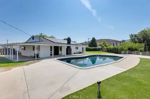 Exterior - 805 Moffatt Cir, Simi Valley, CA 93065 photo 8 of 18