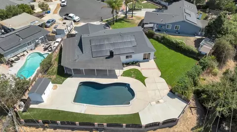 View/Area - 805 Moffatt Cir, Simi Valley, CA 93065 photo 11 of 12