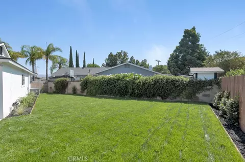 Exterior - 805 Moffatt Cir, Simi Valley, CA 93065 photo 14 of 18