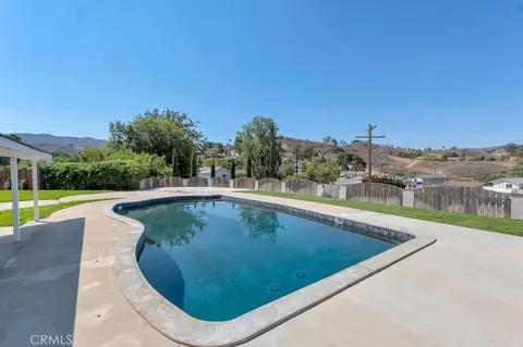 Exterior - 805 Moffatt Cir, Simi Valley, CA 93065 photo 9 of 18