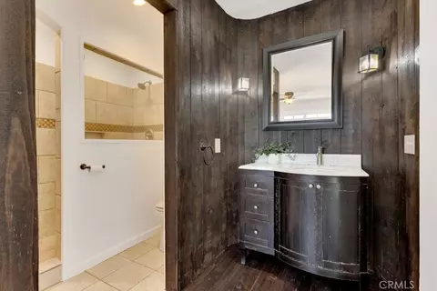 Bath - 805 Moffatt Cir, Simi Valley, CA 93065 photo 5 of 5