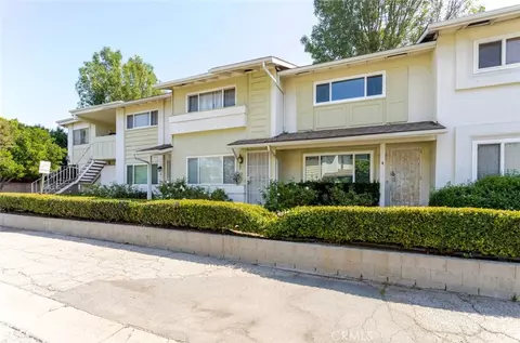 16733 Parthenia St #5, Northridge, CA 91343