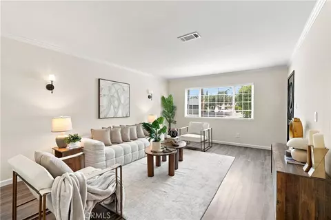 Living - 7635 Fallbrook, West Hills, CA 91304 photo 2 of 4