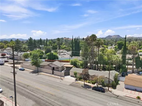 View/Area - 7635 Fallbrook, West Hills, CA 91304 photo 3 of 4