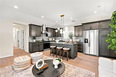 Kitchen - 7635 Fallbrook, West Hills, CA 91304 photo 7 of 11