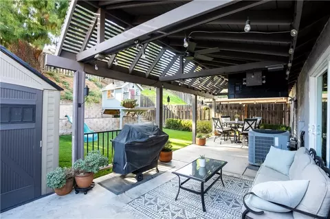 28291 Bockdale Ave, Canyon Country, CA 91387