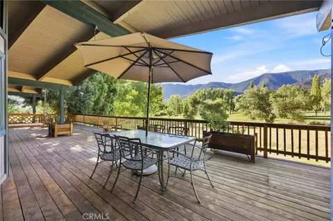 16316 Aleutian Dr, Pine Mountain Club, CA 93222