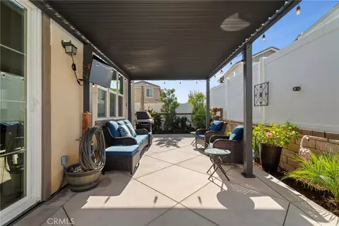 Exterior - 339 Hydrangea, Fillmore, CA 93015 photo 5 of 7