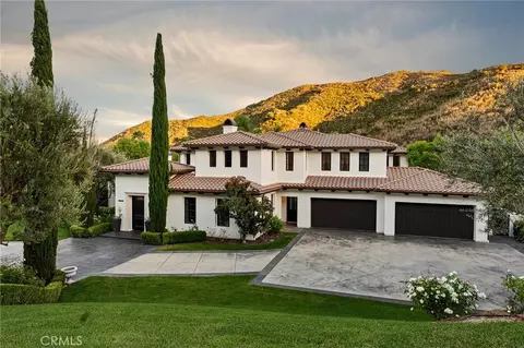 29462 Malibu View Ct, Agoura Hills, CA 91301