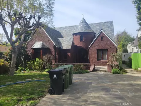 247 S Carmelina, Los Angeles, CA 90049