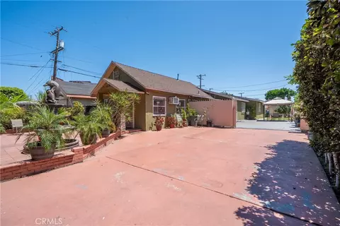 Exterior - 15116 S Lime Ave, Compton, CA 90221 photo 2 of 22