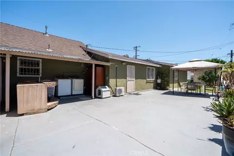 Exterior - 15116 S Lime Ave, Compton, CA 90221 photo 19 of 22