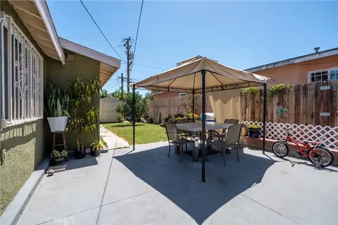 Exterior - 15116 S Lime Ave, Compton, CA 90221 photo 17 of 22