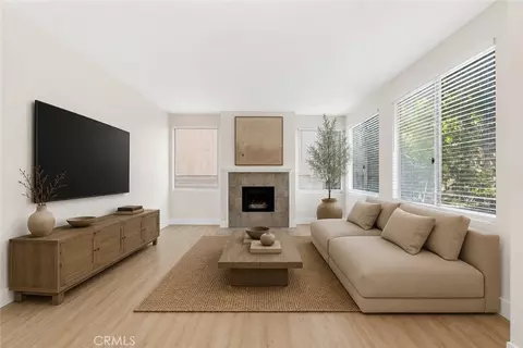 14530 Benefit St #102, Sherman Oaks, CA 91403