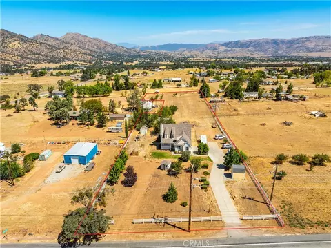 20879 Highline Rd Tehachapi, Tehachapi, CA 93561 photo 2
