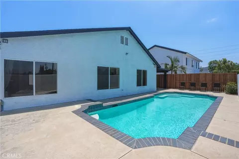 Exterior - 2019 Hietter, Simi Valley, CA 93063 photo 3 of 6