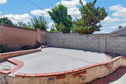 Exterior - 1396 Currant Ave, Simi Valley, CA 93065 photo 7 of 7