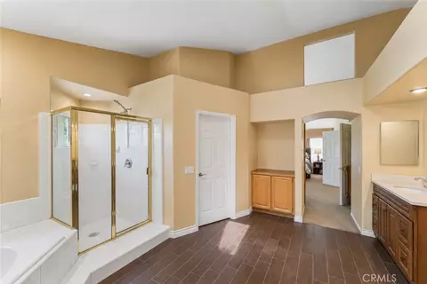 Entry Way - 24515 Ebelden, Newhall, CA 91321 photo 5 of 5