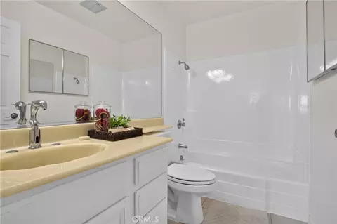 Bath - 11407 Edenberg Ave, Porter Ranch, CA 91326 photo 3 of 3