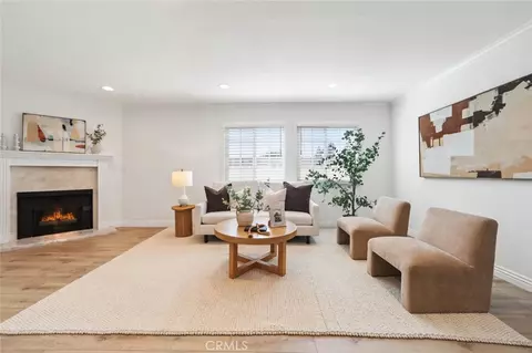 4189 Vineland #120, Studio City, CA 91602