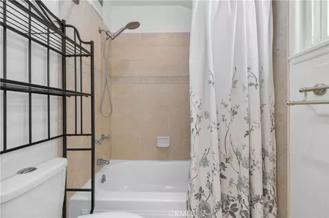 Bath - 1394 Parkhurst, Simi Valley, CA 93065 photo 1 of 4