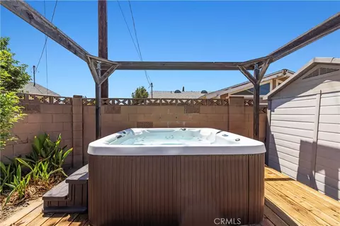 Exterior - 1394 Parkhurst, Simi Valley, CA 93065 photo 12 of 25