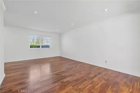 Living - 1394 Parkhurst, Simi Valley, CA 93065 photo 1 of 5