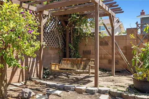Exterior - 1394 Parkhurst, Simi Valley, CA 93065 photo 18 of 25
