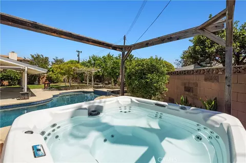 Exterior - 1394 Parkhurst, Simi Valley, CA 93065 photo 10 of 25