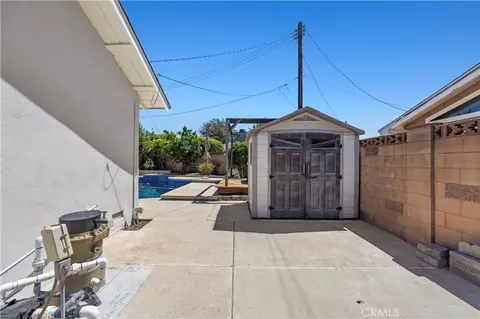 Exterior - 1394 Parkhurst, Simi Valley, CA 93065 photo 5 of 25