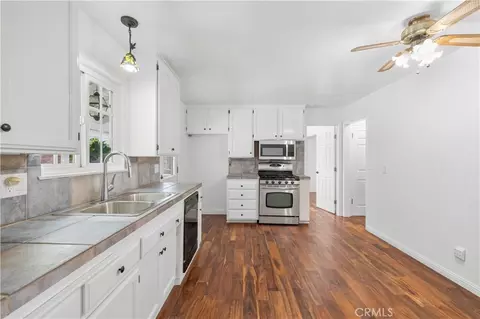 Kitchen - 1394 Parkhurst, Simi Valley, CA 93065 photo 3 of 3