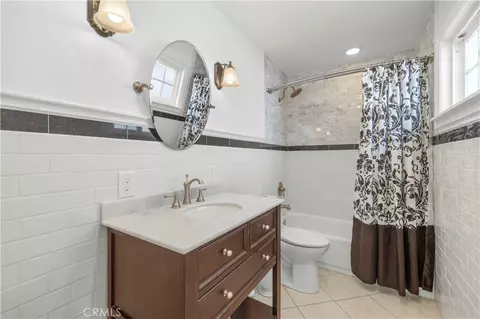 Bath - 1394 Parkhurst, Simi Valley, CA 93065 photo 3 of 4