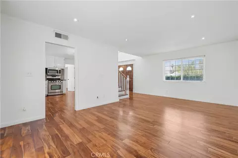 Living - 1394 Parkhurst, Simi Valley, CA 93065 photo 4 of 5