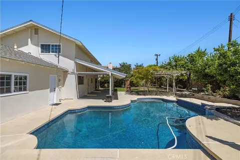 Exterior - 1394 Parkhurst, Simi Valley, CA 93065 photo 11 of 25