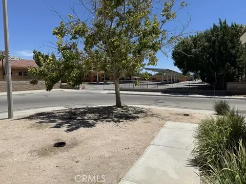 Exterior - 2759 Legends, Lancaster, CA 93536 photo 13 of 14