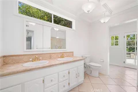 Bath - 20271 Mobile, Winnetka, CA 91306 photo 2 of 2