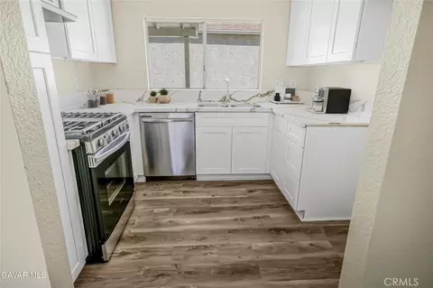Kitchen - 2810 Juniper Dr, Palmdale, CA 93550 photo 1 of 1