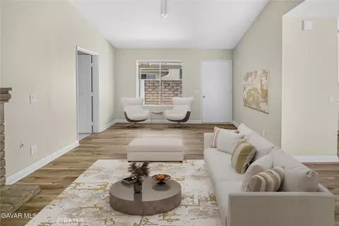 Living - 2810 Juniper Dr, Palmdale, CA 93550 photo 3 of 4