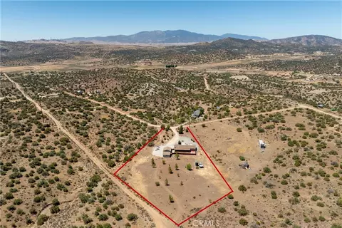 View/Area - 24900 Ponderosa, Tehachapi, CA 93561 photo 6 of 9