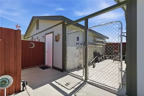 Exterior - 24900 Ponderosa, Tehachapi, CA 93561 photo 8 of 8