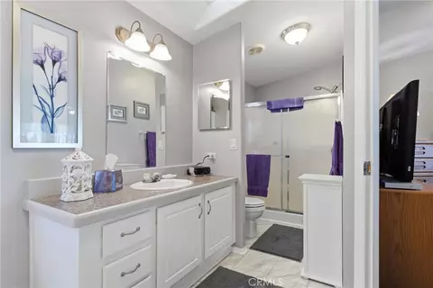 Bath - 24900 Ponderosa, Tehachapi, CA 93561 photo 2 of 4