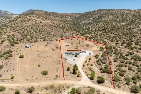 View/Area - 24900 Ponderosa, Tehachapi, CA 93561 photo 1 of 9