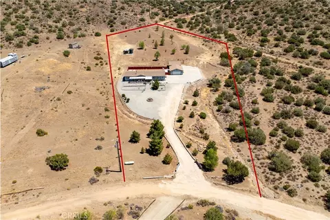 View/Area - 24900 Ponderosa, Tehachapi, CA 93561 photo 2 of 9