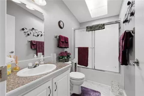 Bath - 24900 Ponderosa, Tehachapi, CA 93561 photo 4 of 4