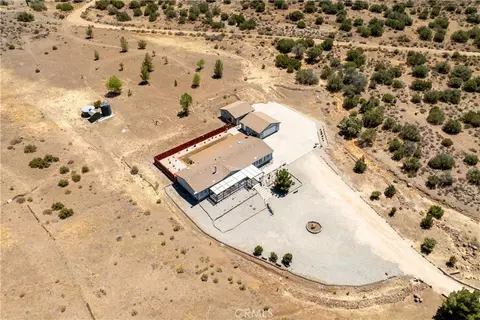 View/Area - 24900 Ponderosa, Tehachapi, CA 93561 photo 4 of 9