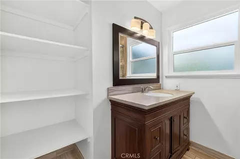 Bath - 18600 Gilmore St, Reseda, CA 91335 photo 3 of 3